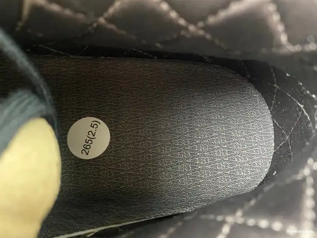 HYPE FZ4811-001 Black 3 Maniere A Ma x Jordan Air 0608